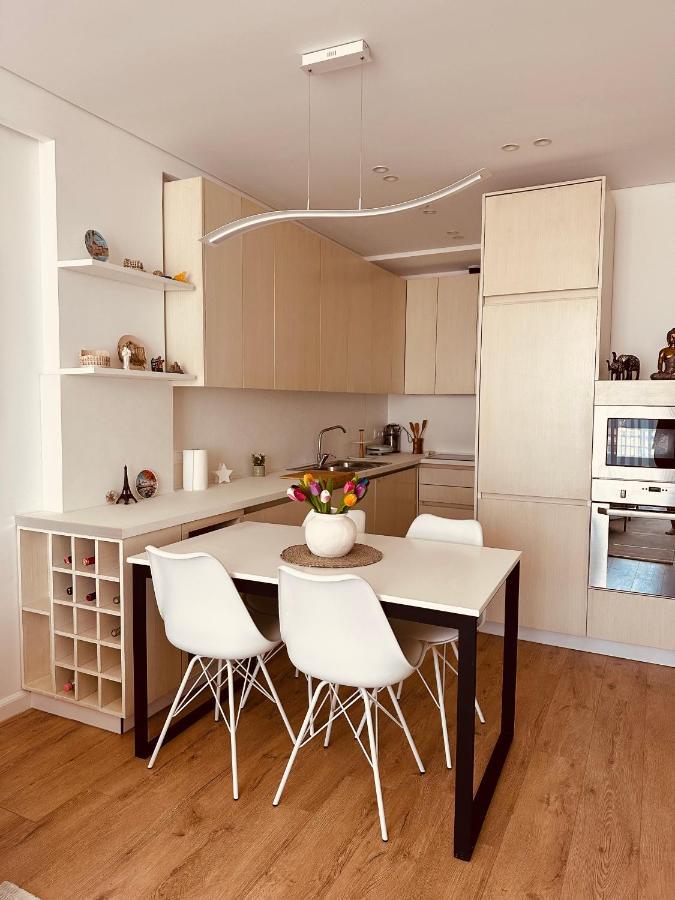 Madalin Seaside Apartment Vlora Kültér fotó