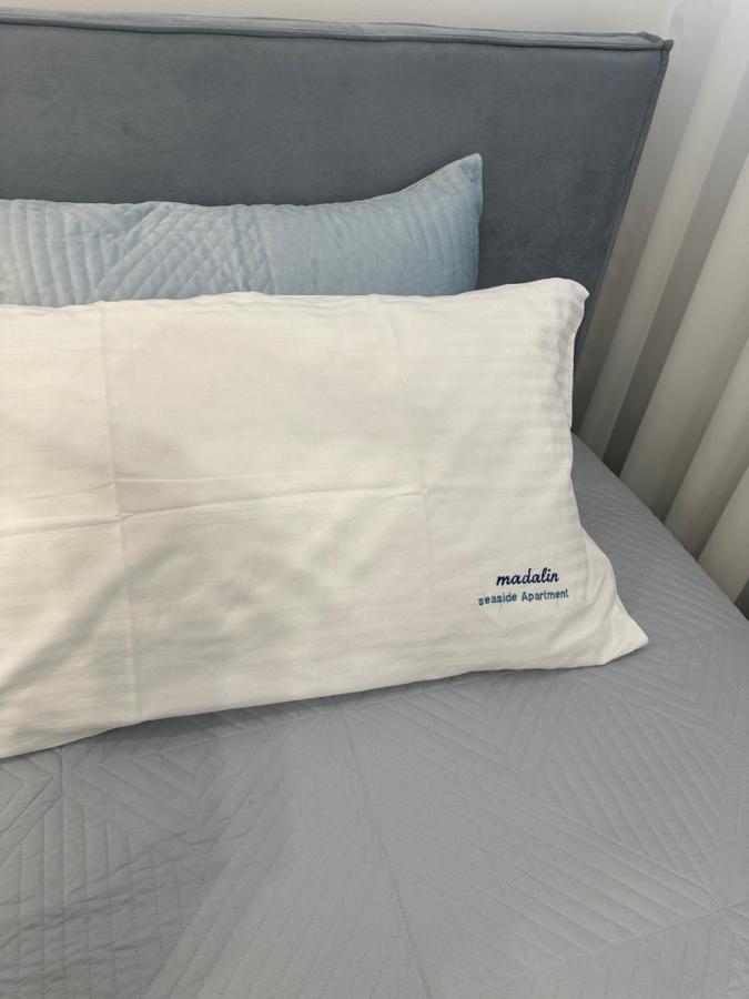 Madalin Seaside Apartment Vlora Kültér fotó